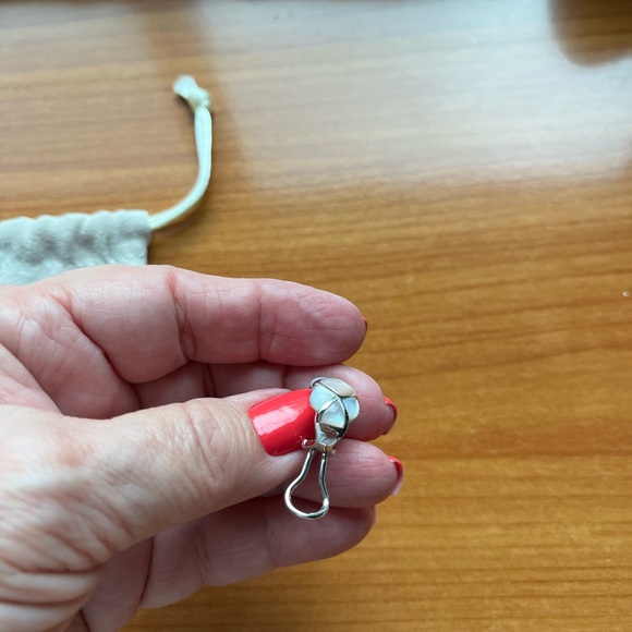 Authentic Mother of Pearl earrings - Picture 2 of 11